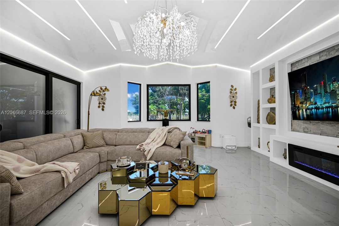 На продажу: $2,799,999 (5 спален, 2 ванн, 4396 Квадратных фут)