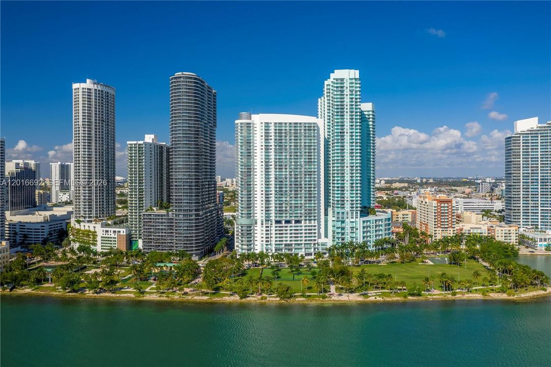 Active With Contract: $3,750 (1 beds, 1 baths, 1095 Square Feet)
