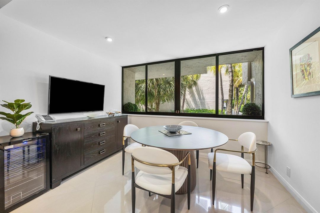 013-2335SouthOceanBoulevard-13-PalmBeach