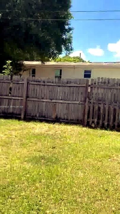 For Sale: $219,900 (3 beds, 2 baths, 1812 Square Feet)