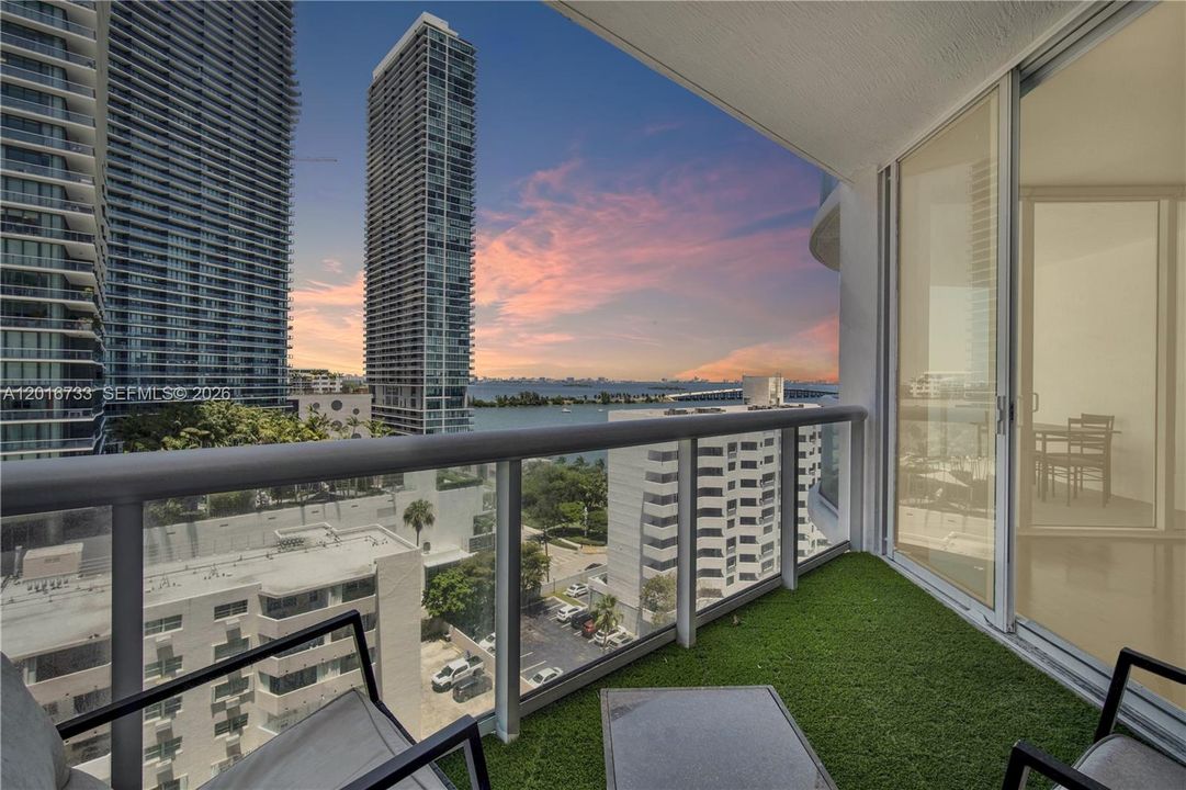 En Venta: $400,000 (1 camas, 1 baños, 828 Pies cuadrados)