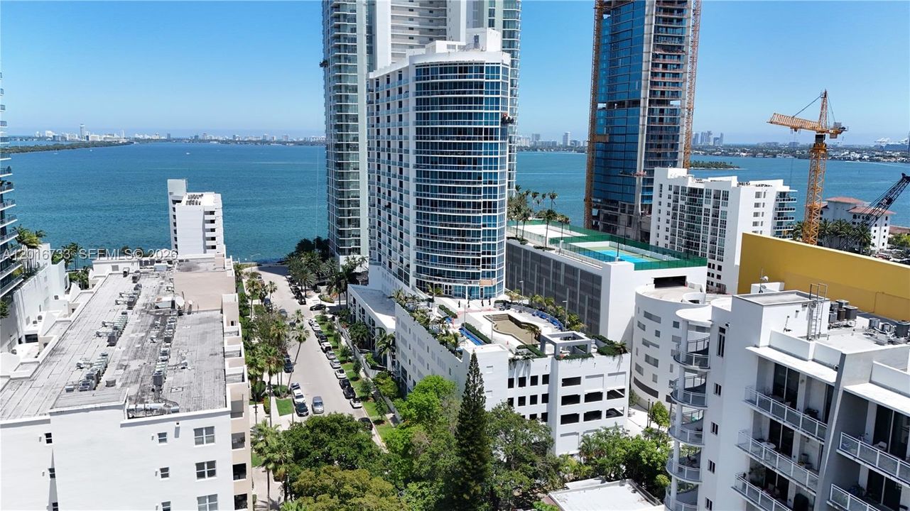 En Venta: $400,000 (1 camas, 1 baños, 828 Pies cuadrados)
