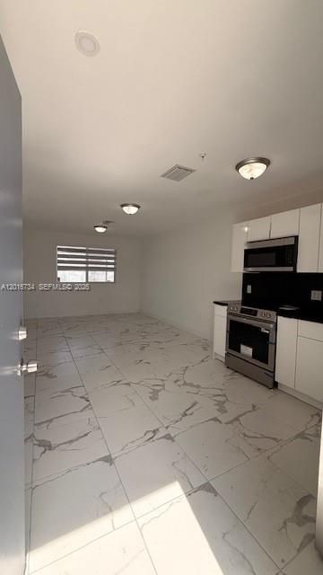Activo con contrato: $2,200 (2 camas, 2 baños, 0 Pies cuadrados)