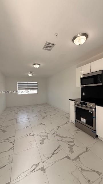 Activo con contrato: $2,200 (2 camas, 2 baños, 0 Pies cuadrados)