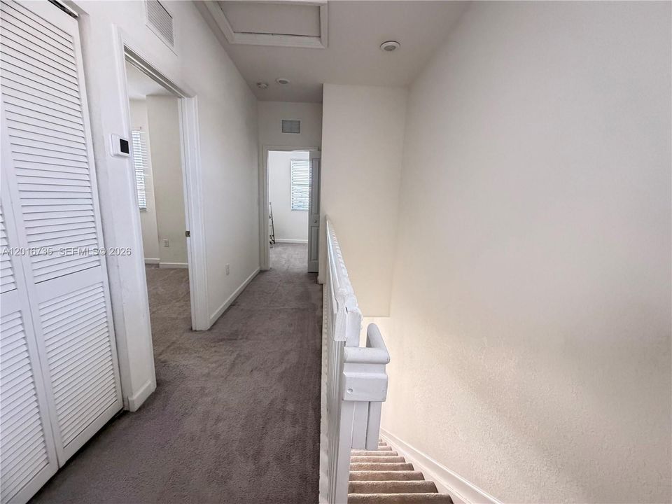 Под контрактом: $2,650 (3 спален, 2 ванн, 1488 Квадратных фут)