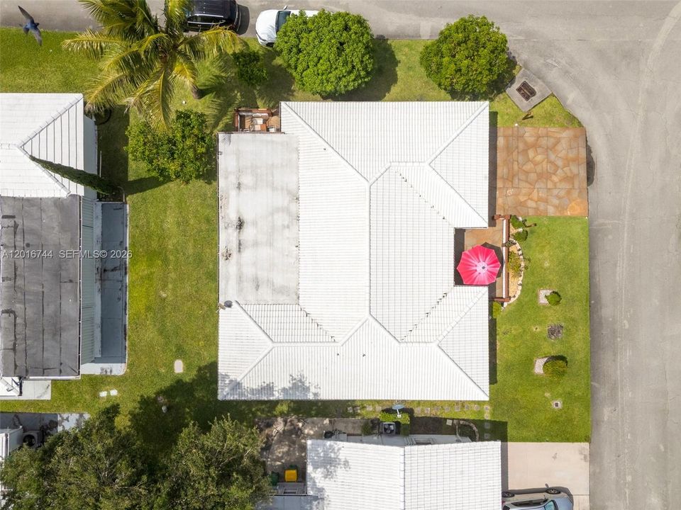 For Sale: $335,000 (2 beds, 2 baths, 1554 Square Feet)