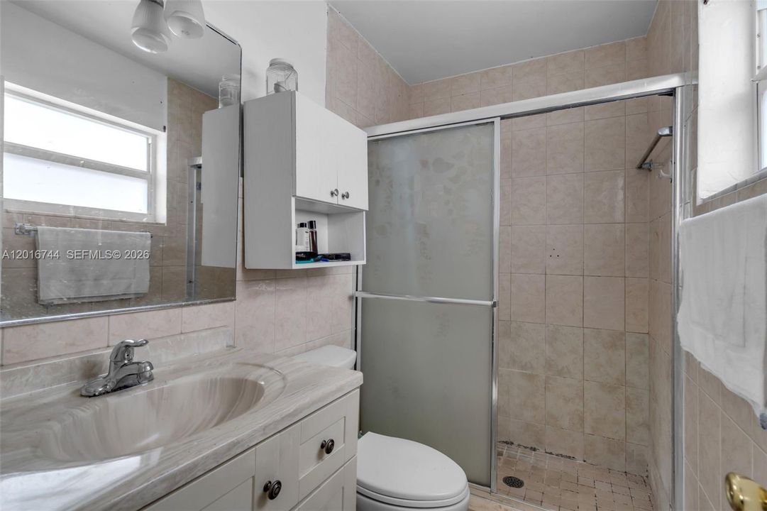 For Sale: $335,000 (2 beds, 2 baths, 1554 Square Feet)