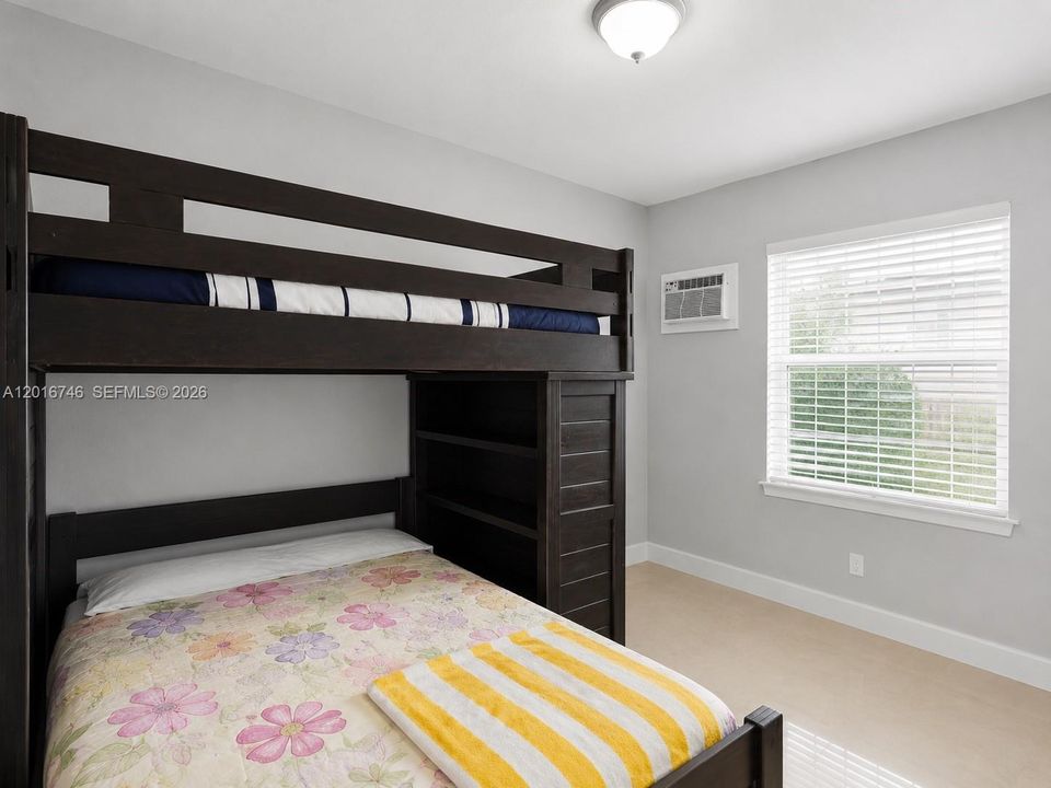 En Venta: $450,000 (3 camas, 1 baños, 0 Pies cuadrados)