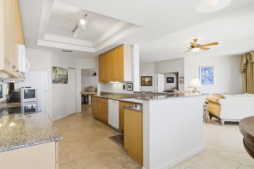 131-OCEAN-GRANDE-BLVD-APT-703-33477-015