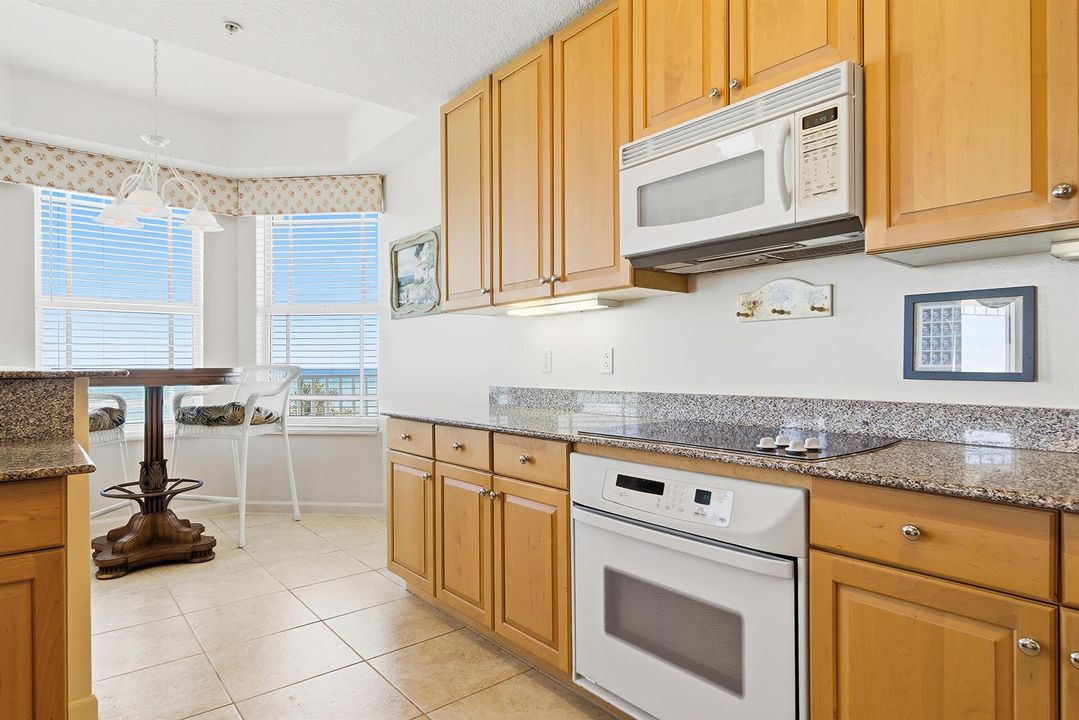 131-OCEAN-GRANDE-BLVD-APT-703-33477-017