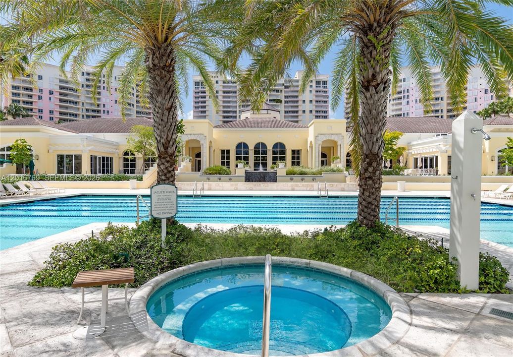 For Sale: $2,900,000 (3 beds, 3 baths, 2470 Square Feet)