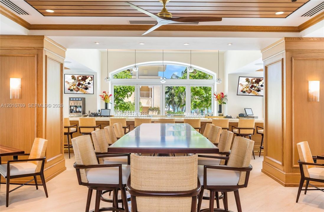 For Sale: $2,900,000 (3 beds, 3 baths, 2470 Square Feet)
