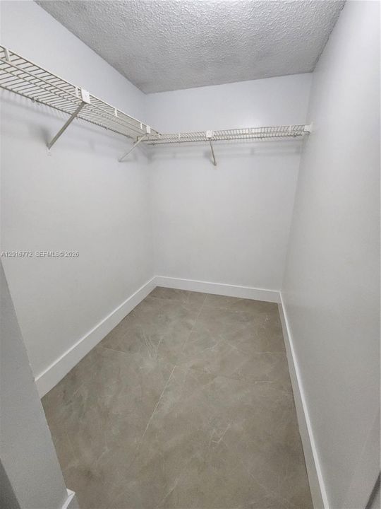 For Rent: $2,600 (3 beds, 2 baths, 1255 Square Feet)