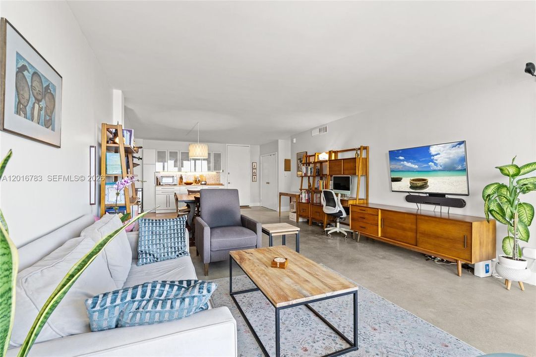 En Venta: $389,000 (1 camas, 1 baños, 1042 Pies cuadrados)