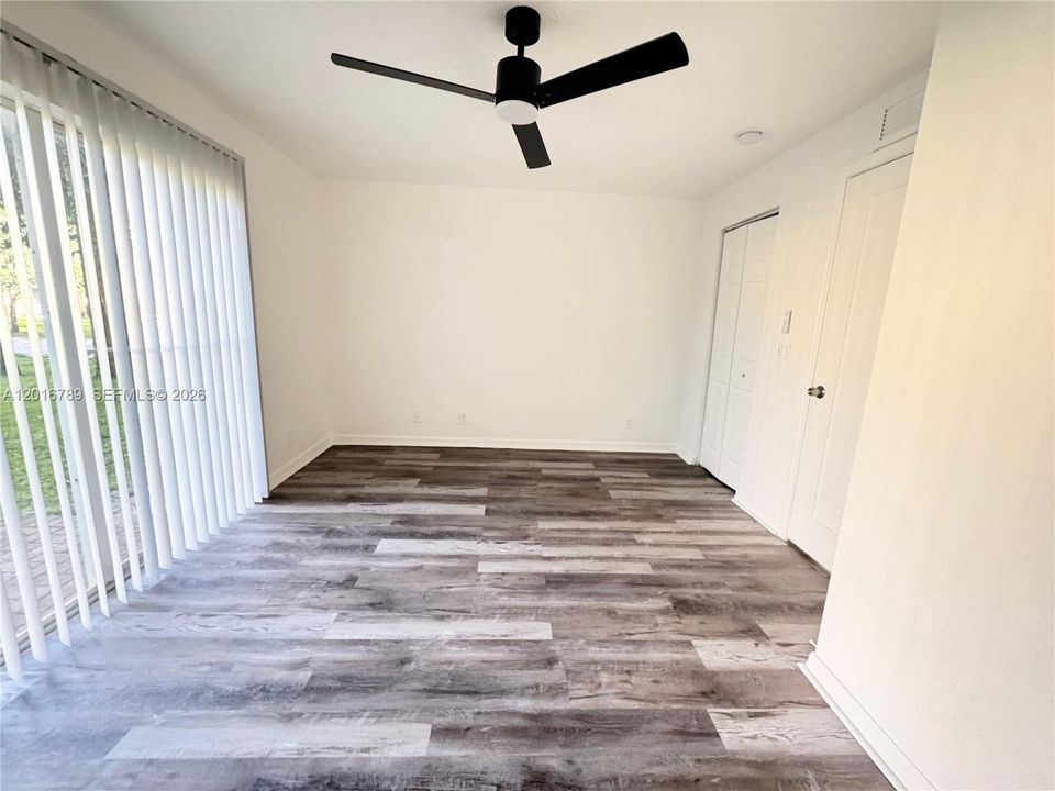For Rent: $2,500 (3 beds, 3 baths, 1601 Square Feet)