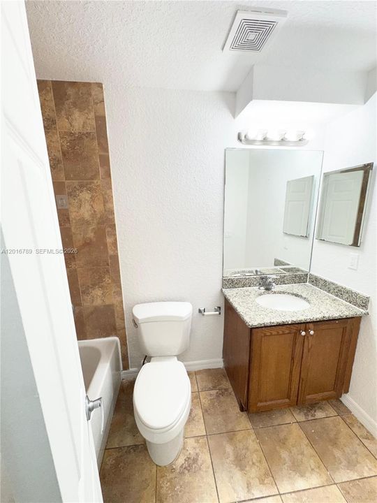 For Rent: $2,500 (3 beds, 3 baths, 1601 Square Feet)