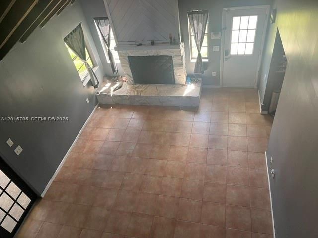 En Venta: $280,000 (3 camas, 2 baños, 1228 Pies cuadrados)
