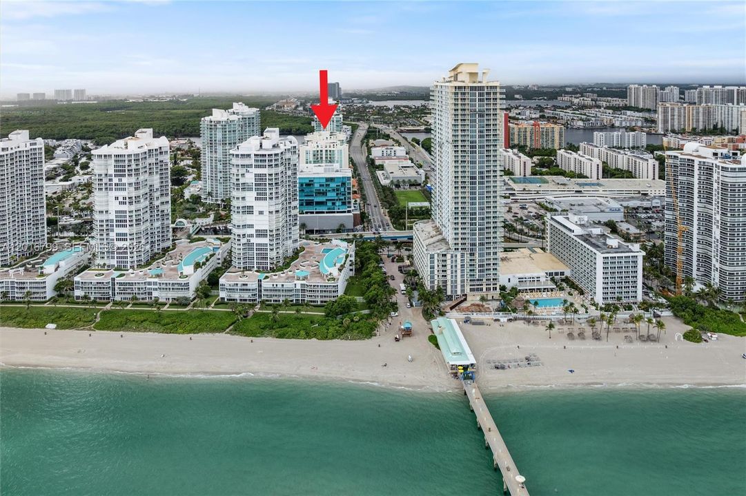 For Sale: $1,495,000 (3 beds, 3 baths, 1892 Square Feet)