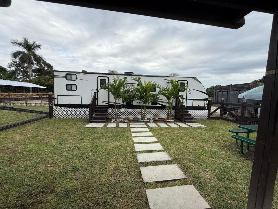 En Venta: $1,500,000 (3 camas, 1 baños, 1748 Pies cuadrados)