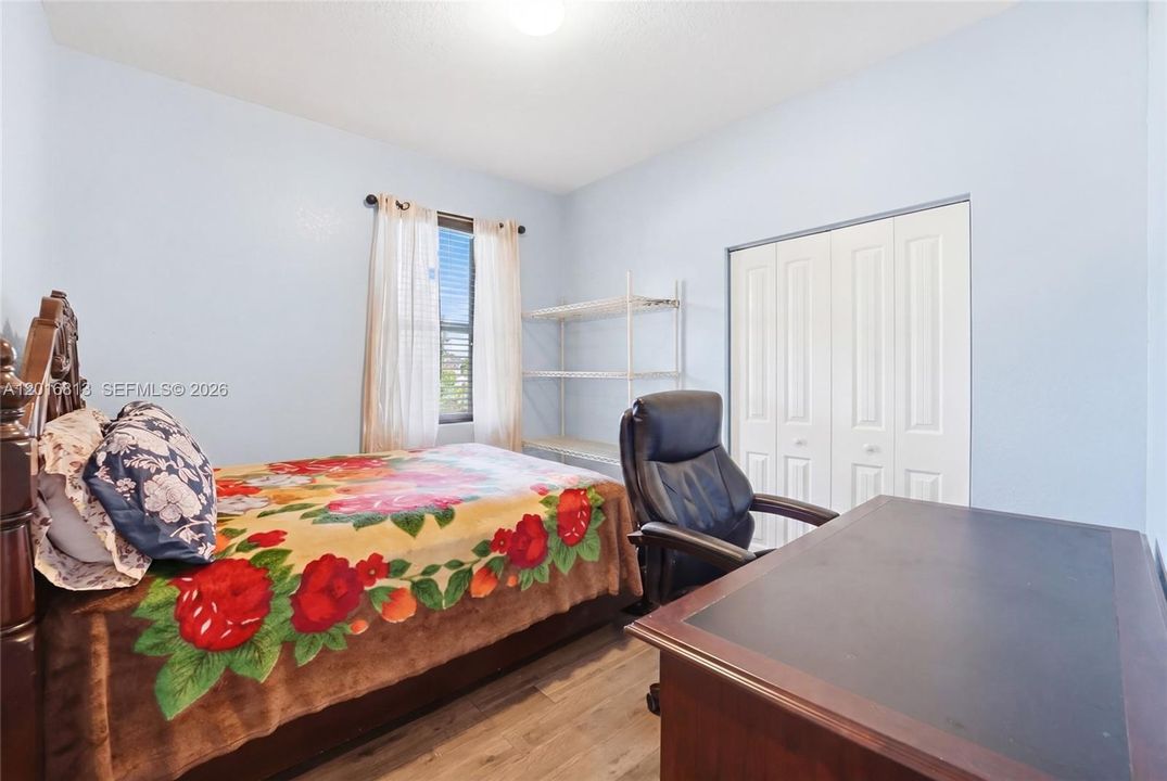 En Venta: $750,000 (6 camas, 4 baños, 3040 Pies cuadrados)