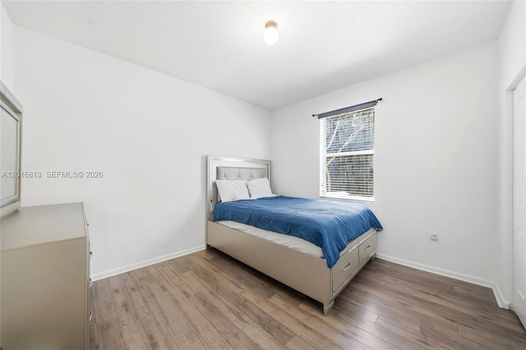 En Venta: $750,000 (6 camas, 4 baños, 3040 Pies cuadrados)