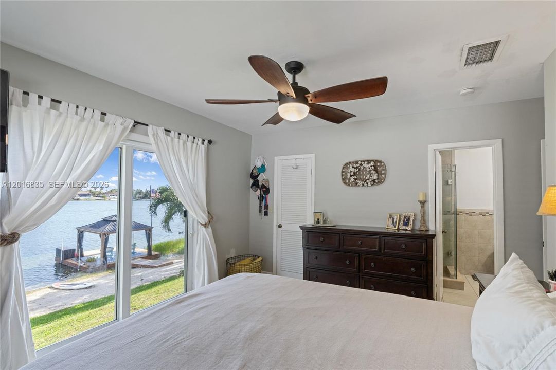 Active With Contract: $750,000 (3 beds, 2 baths, 1764 Square Feet)