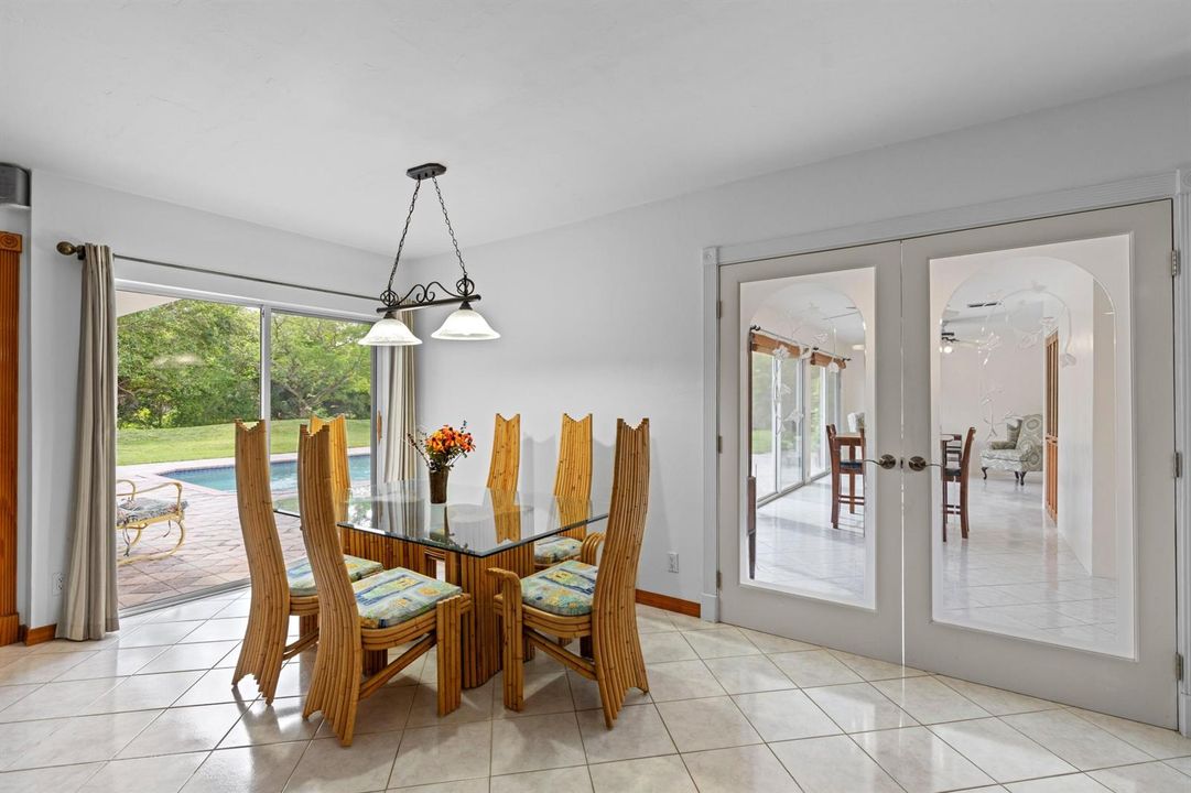 9 Dining Room