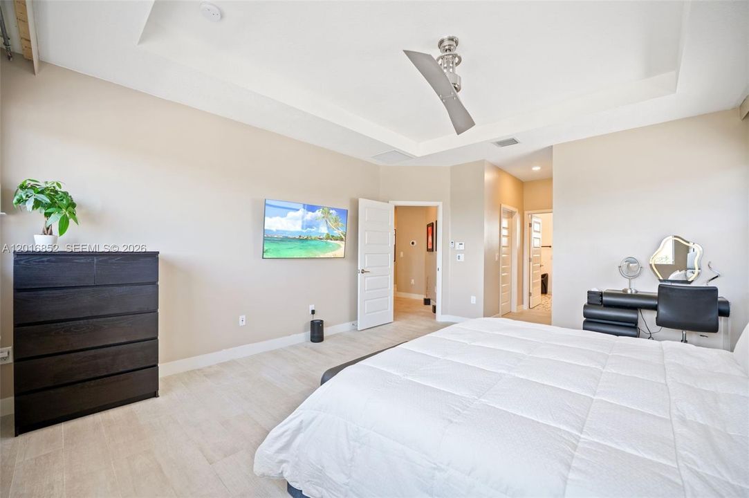 For Sale: $1,260,000 (4 beds, 3 baths, 2847 Square Feet)