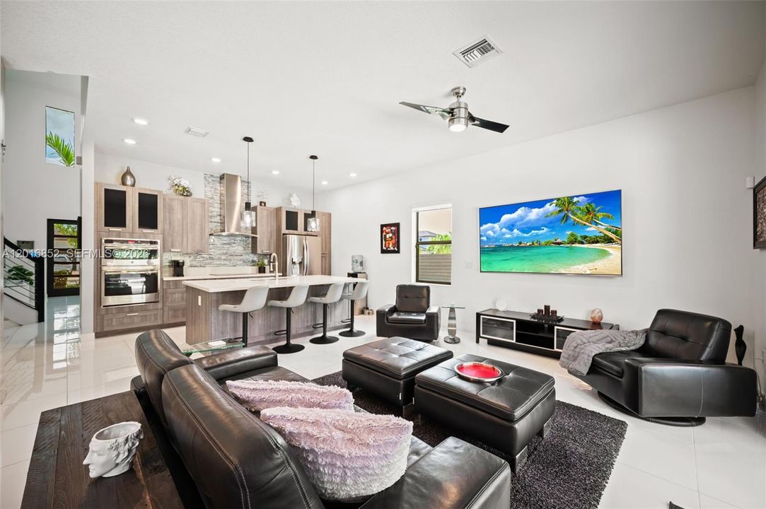 For Sale: $1,260,000 (4 beds, 3 baths, 2847 Square Feet)