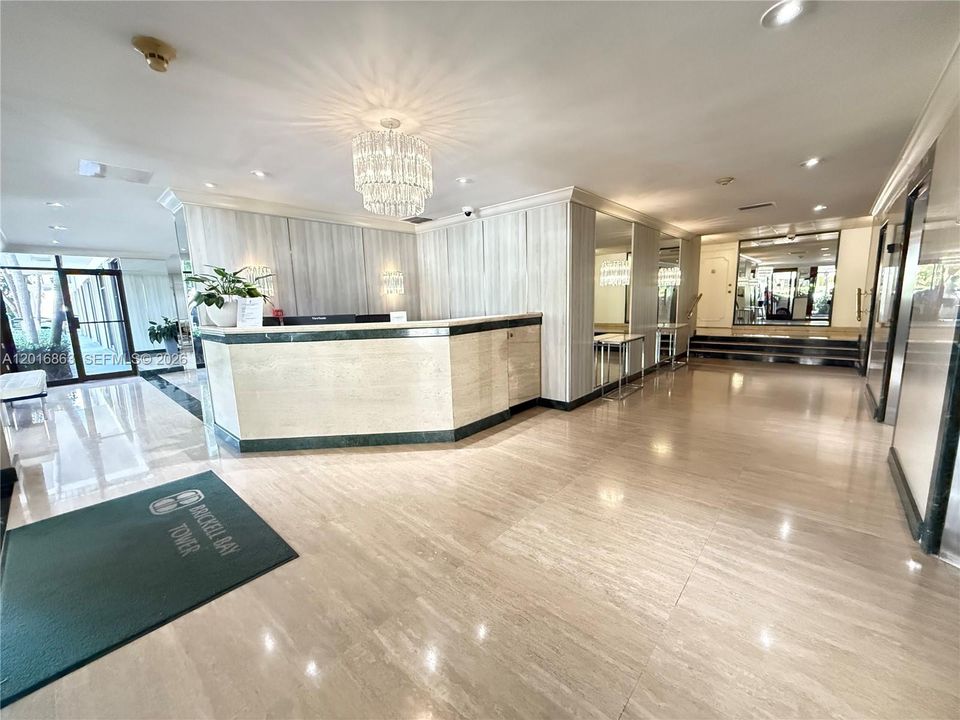For Sale: $325,000 (0 beds, 1 baths, 480 Square Feet)