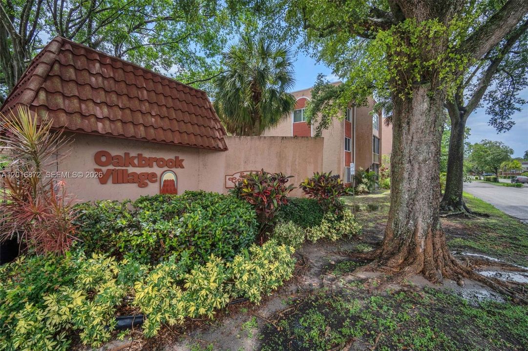 For Sale: $115,000 (2 beds, 2 baths, 1160 Square Feet)