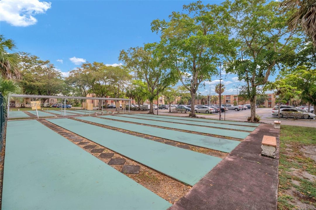For Sale: $115,000 (2 beds, 2 baths, 1160 Square Feet)