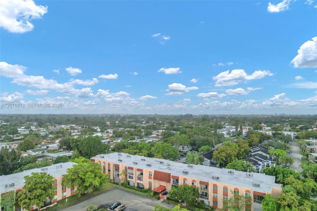 For Sale: $115,000 (2 beds, 2 baths, 1160 Square Feet)