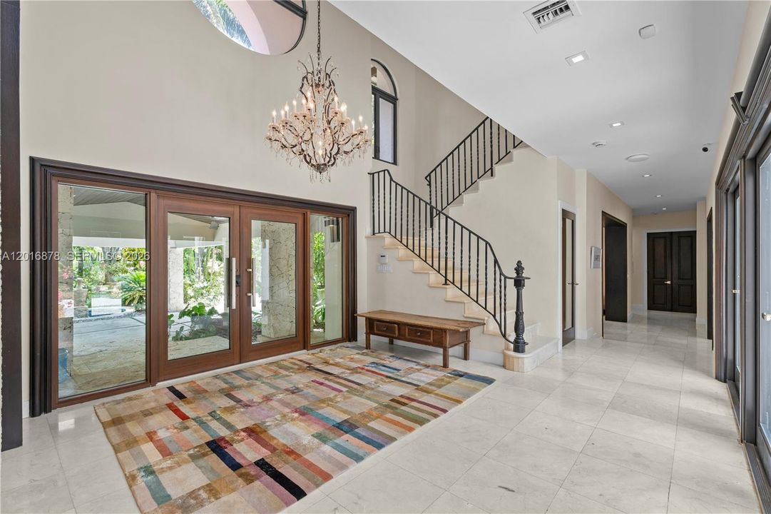 For Sale: $8,395,000 (6 beds, 6 baths, 6045 Square Feet)