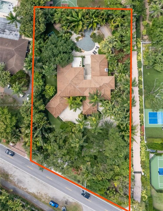 For Sale: $8,395,000 (6 beds, 6 baths, 6045 Square Feet)
