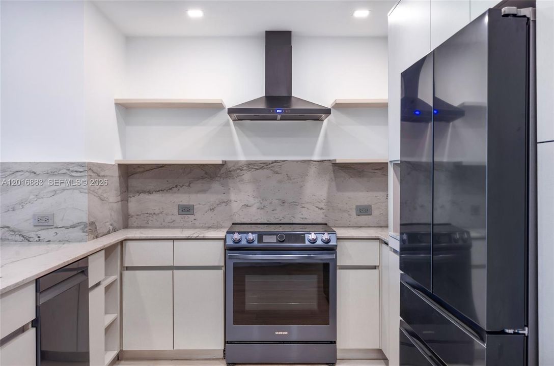 En Renta: $5,250 (2 camas, 2 baños, 1735 Pies cuadrados)