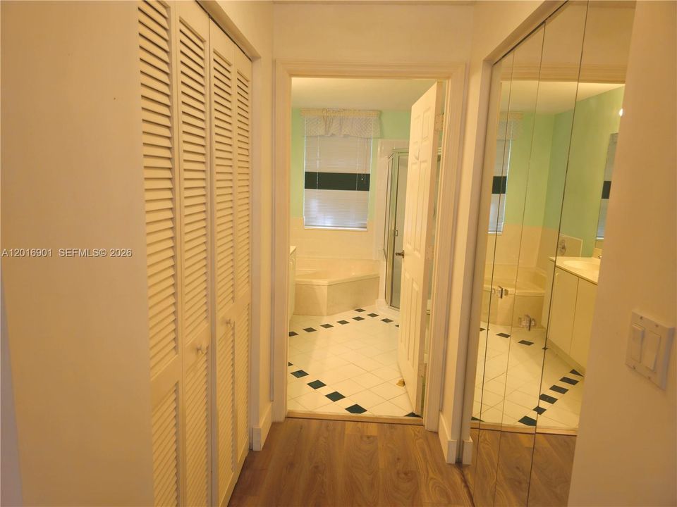 На продажу: $469,000 (3 спален, 2 ванн, 1525 Квадратных фут)