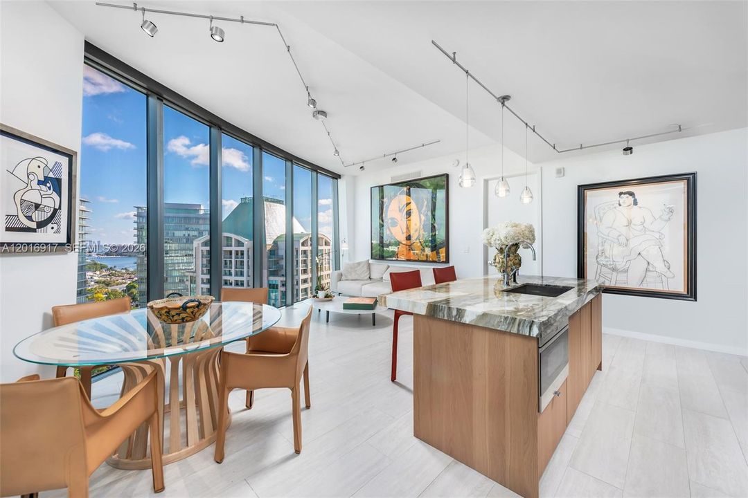 For Rent: $12,000 (2 beds, 2 baths, 1184 Square Feet)