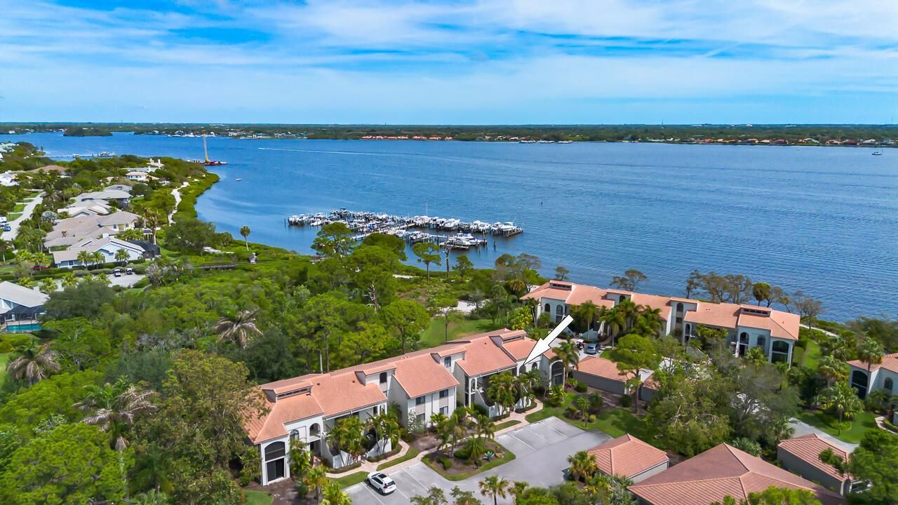 2516 NW Seagrass Drive Unit 8B-2