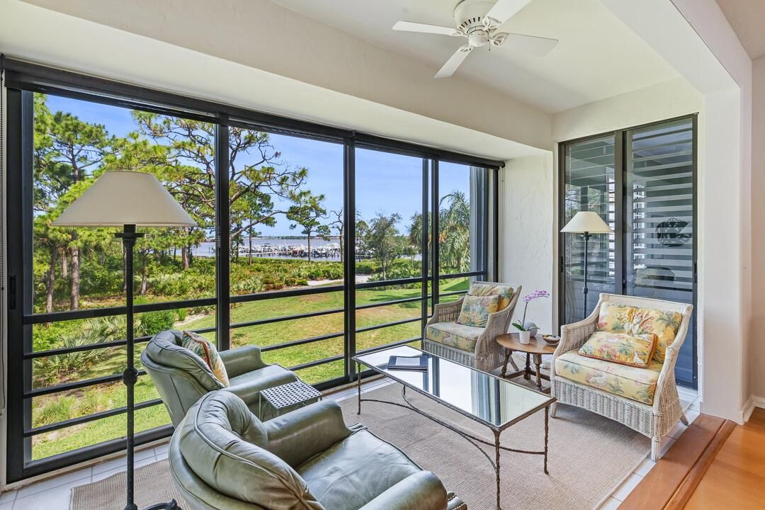 2516 NW Seagrass Drive Unit 8B-22