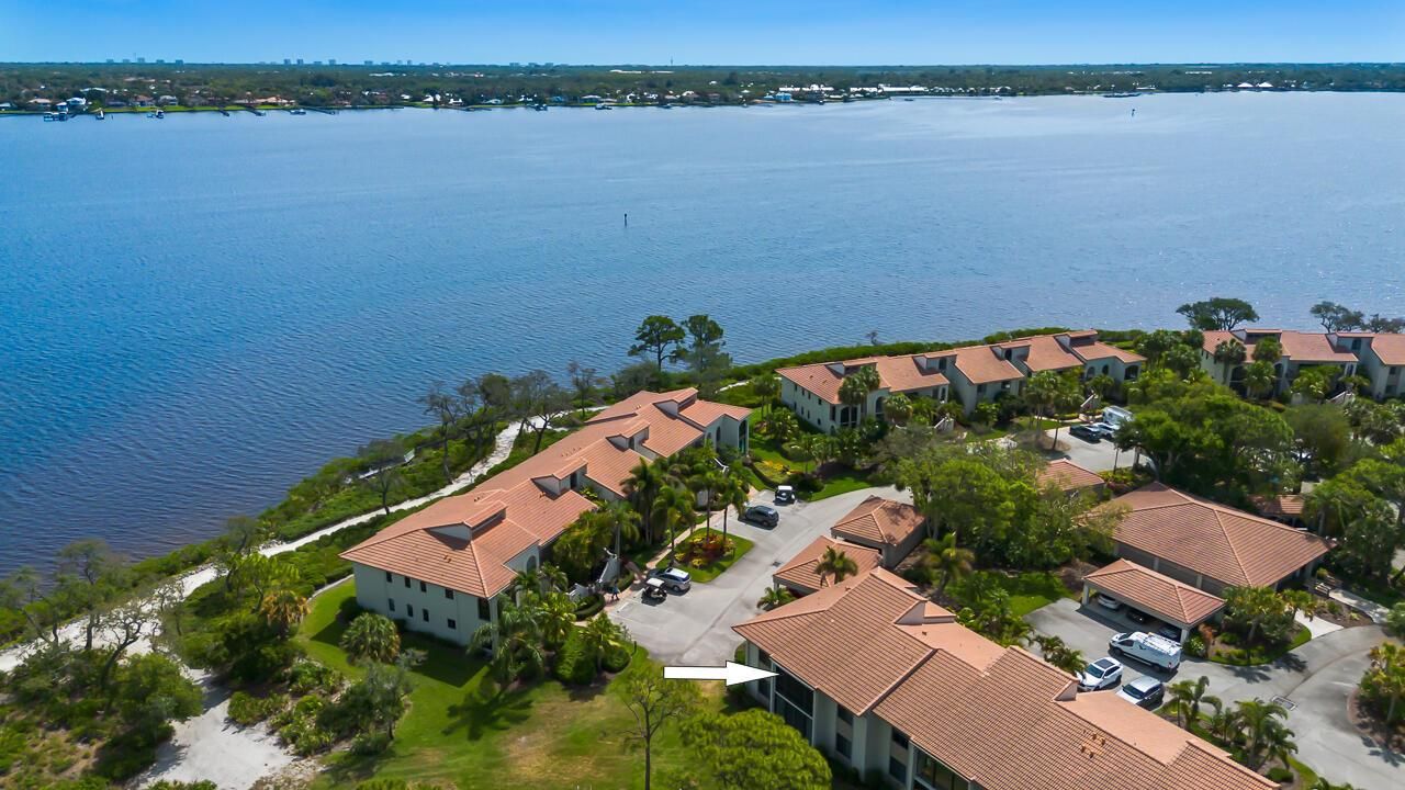 2516 NW Seagrass Drive Unit 8B-11