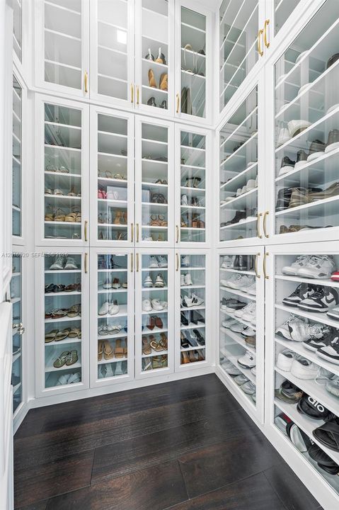 Her Closet
