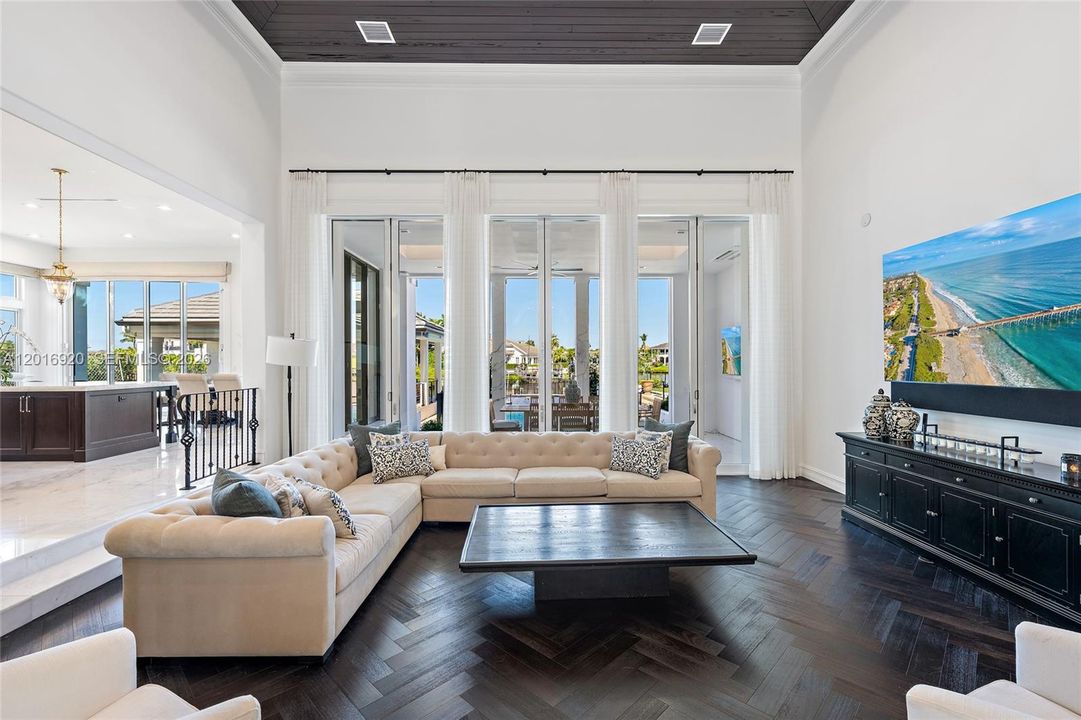 For Sale: $15,000,000 (5 beds, 6 baths, 6029 Square Feet)