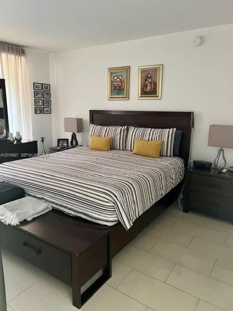 En Venta: $249,900 (1 camas, 1 baños, 776 Pies cuadrados)