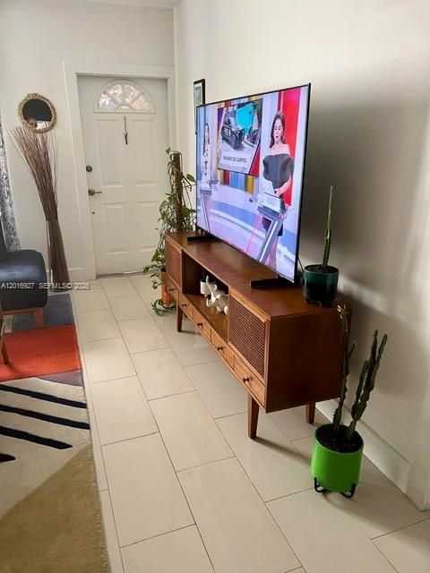 En Venta: $249,900 (1 camas, 1 baños, 776 Pies cuadrados)