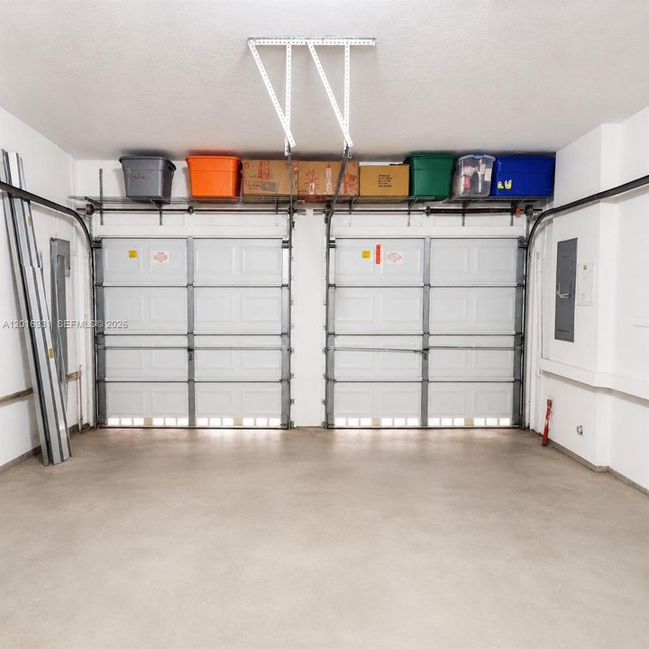 Active With Contract: $4,300 (4 beds, 3 baths, 2277 Square Feet)