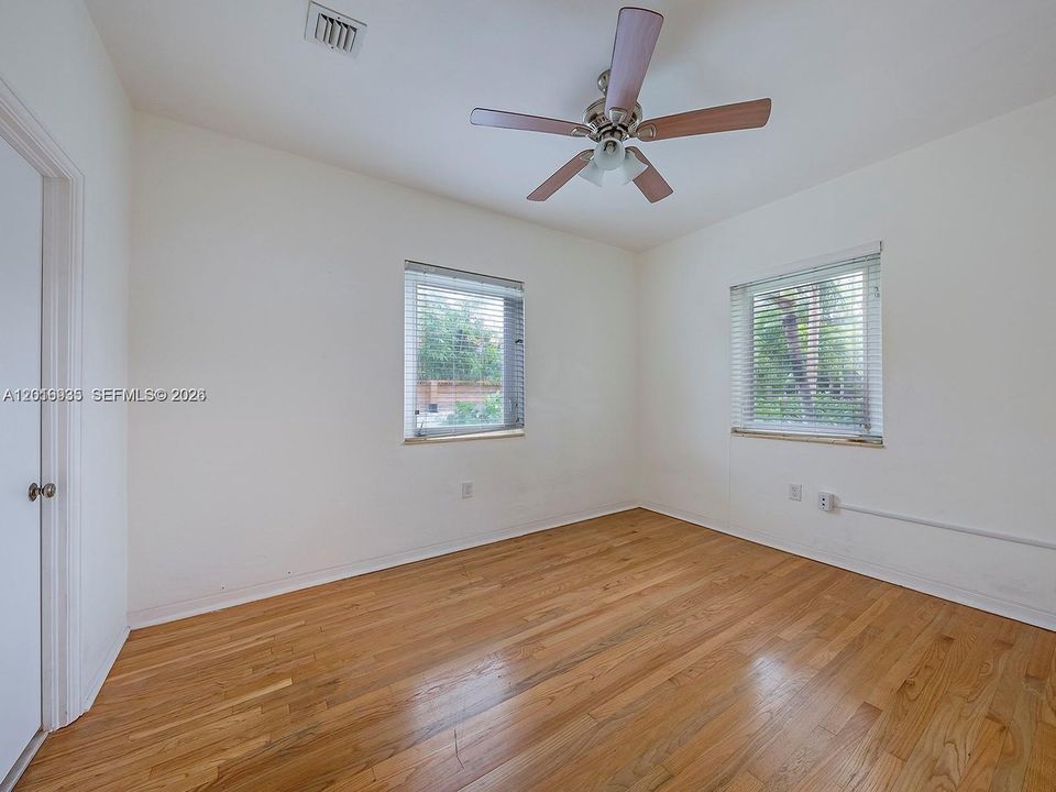 For Rent: $8,500 (4 beds, 3 baths, 2701 Square Feet)