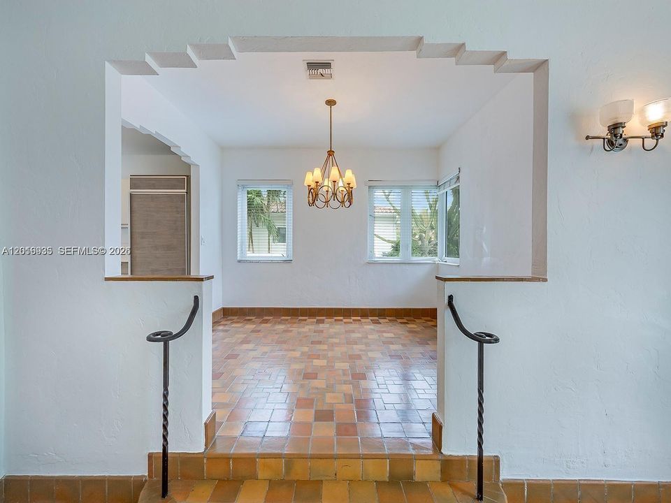 For Rent: $8,500 (4 beds, 3 baths, 2701 Square Feet)