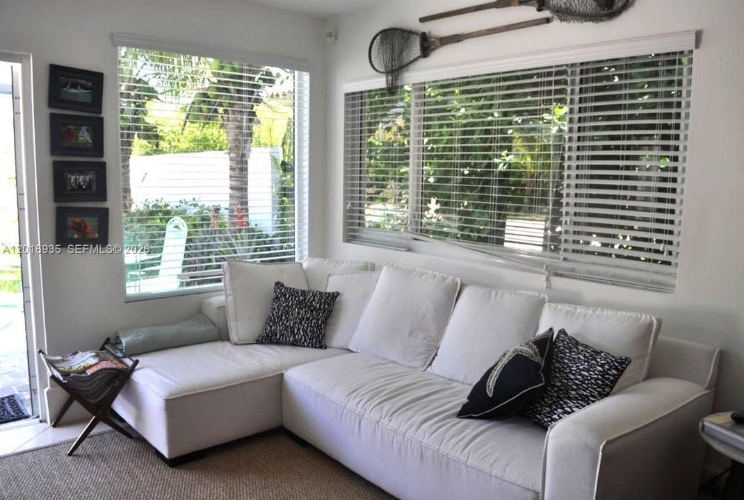 For Rent: $8,500 (4 beds, 3 baths, 2701 Square Feet)