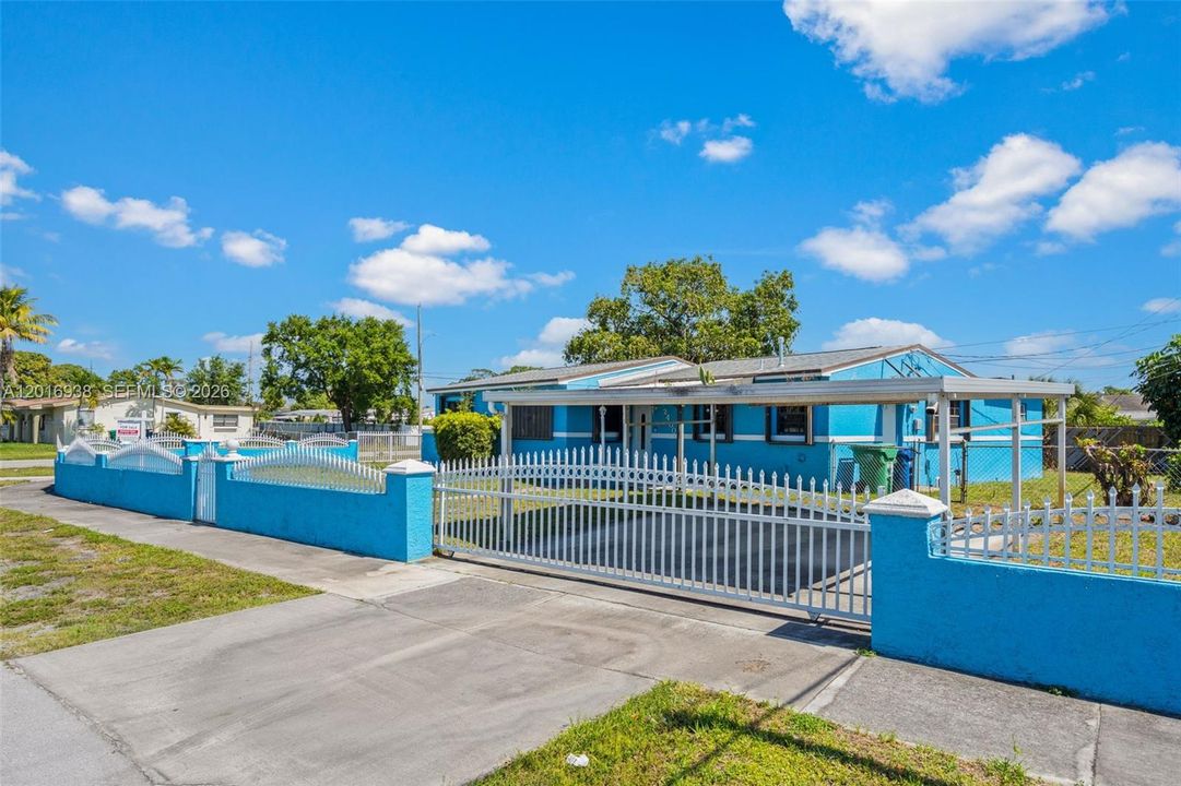 Под контрактом: $485,000 (4 спален, 3 ванн, 1509 Квадратных фут)
